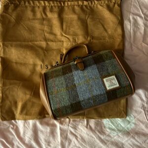 Islander Green and Brown Briefcase for Professionals